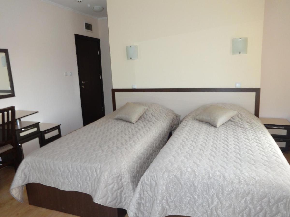 Hotel семеен 